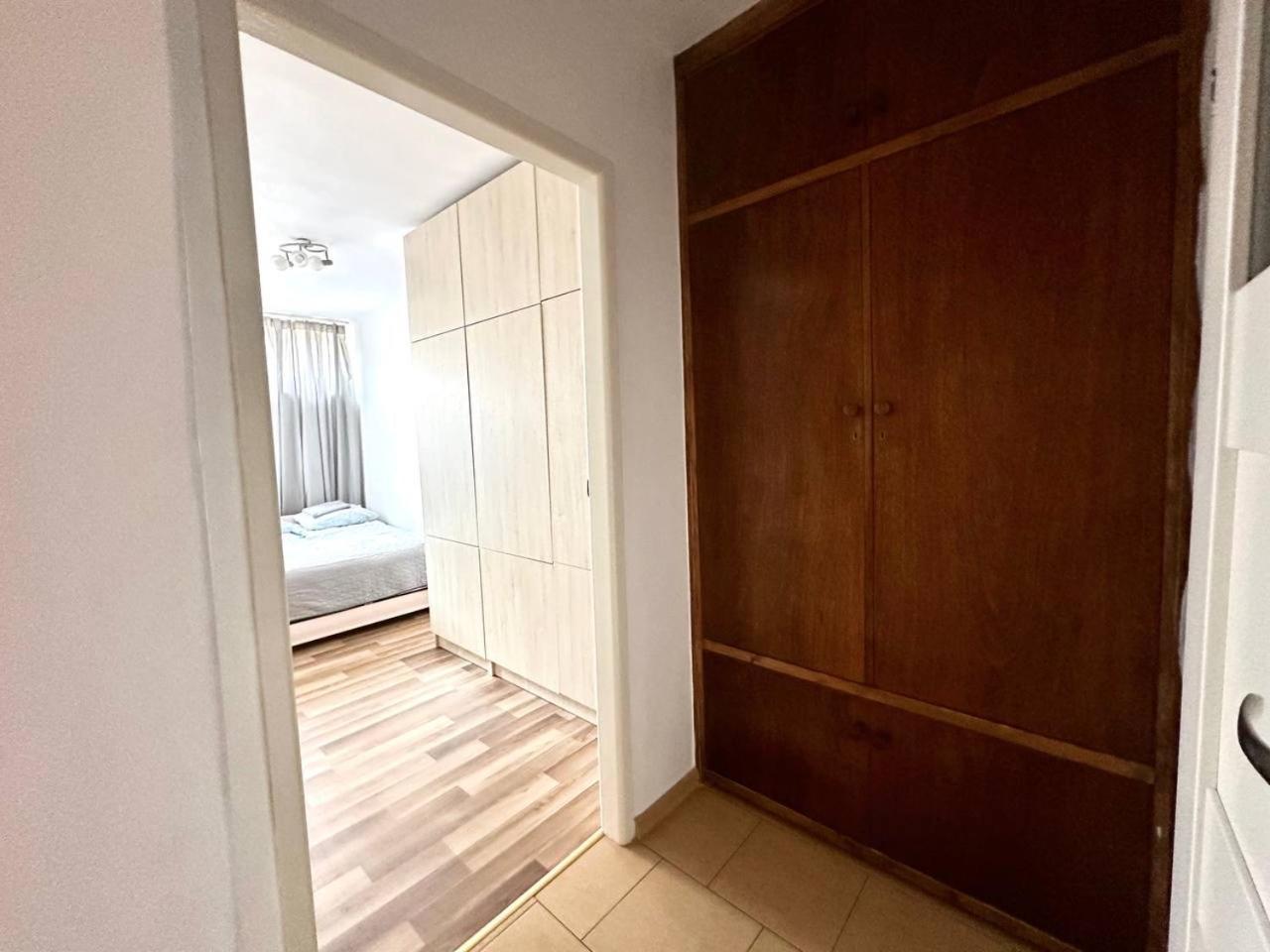 Ohmyhome - Park Mirowski Apartment Варшава Экстерьер фото